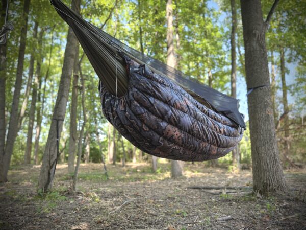 Zeppelin Under Quilt - Image 2